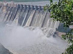 
      
      Chenab River water level rises due to heavy rainfall, alert issue
      
      