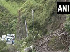 
      
      Shimla-Sunni-Karsog Highway blocked after downpour in...
      
      