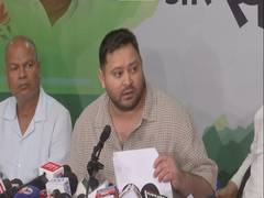 
      
      EC has lost control: Tejashwi Yadav amid Bihar voter list row
      
      
