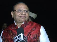 
      
      Delhi LG Vinai Kumar Saxena attends 'Umrao Jaan' screening
      
      