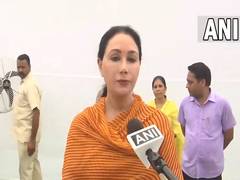 
      
      Rajasthan Dy CM Diya Kumari speaks on waterlogging in state 
      
      
