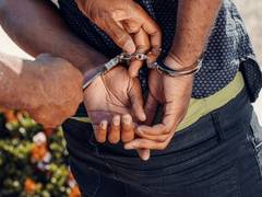 
      
      Delhi police solves sensational hotel robbery case within hours
      
      