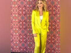 
      
      Julie Bowen thought ‘Happy Gilmore 2’ makers would replace her 
      
      