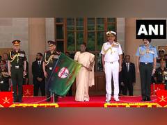 
      
      President Murmu flags off trophies of Durand Cup Tournament
      
      