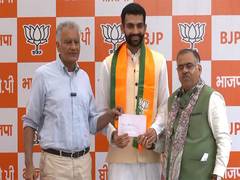 
      
      Former Vice President Krishan Kant’s grandson joins BJP
      
      