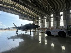 
      
      Kerala: British F-35B jet under repair in Thiruvananthapuram
      
      