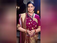 
      
      Smriti Irani's look from 'Kyunki Saas Bhi Kabhi Bahu Thi 2' out 
      
      