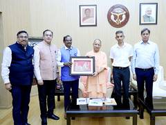 
      
      ISRO Chief V Narayanan meets UP CM Yogi
      
      