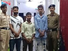 
      
      Tripura:3 drug peddlers held with over 3 kg cannabis 
      
      