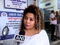 
      
      Rajshree More reached Amboli Police Station
      
      