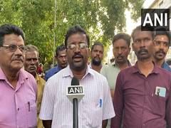 
      
      Tamil Nadu; Sanitation workers press govt to implement promised c
      
      