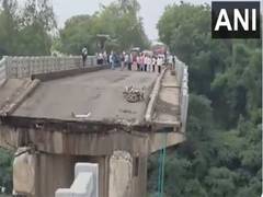 
      
      Gambhira bridge collapse: Two more bodies recovered,Death toll 13
      
      