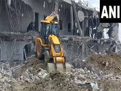 
      
      UP Police continues action on Chhangur Baba's properties
      
      