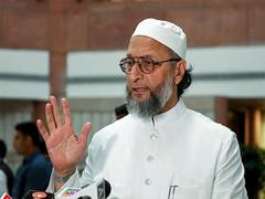 
      
      Bihar SIR: Owaisi welcomes Supreme Court's order
      
      