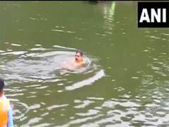 
      
      MP CM Mohan Yadav takes holy dip in Shipra River
      
      