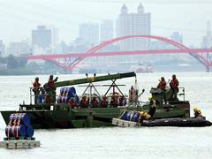 
      
      Taiwan conducts live explosive Han Kuang drills along Tamsui...
      
      