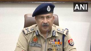 
      
      UP Police deploys advanced tech, 45,000 personnel for Kanwar
      
      