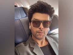 
      
      Kushal Tandon says fan entered his house without permission
      
      