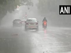
      
      Fresh spell of rain brings relief to Delhi from humidity
      
      