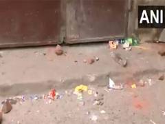
      
      Rajasthan: 11 held after stone-pelting between two groups in Jaip
      
      