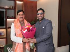 
      
      MP CM accorded warm welcome upon arrival in Dubai
      
      