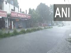 
      
      Uttarakhand: Rain lashes parts of Dehradun city
      
      