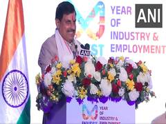 
      
      MP CM praises Indian community abroad as 'sugar in milk'
      
      