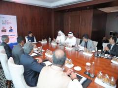 
      
      MP CM meets Emirates chairman to boost India-UAE aviation ties
      
      