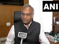 
      
      Priyank Kharge criticises Centre's inauguration of K'taka bridge
      
      