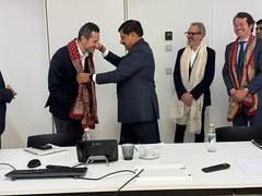 
      
      MP CM meets officials of Spanish multinational clothing company
      
      