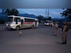 
      
      J-K: Amarnath Yatra resumes after day-long suspension
      
      
