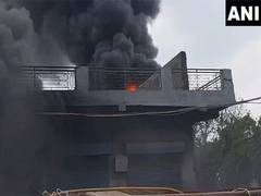 
      
      Delhi: Massive fire erupts in Sonia Vihar’s chemical factory
      
      
