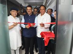 
      
      Fadnavis, Vaishnaw inaugurate IICT-NFDC campus in Mumbai
      
      