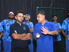 
      
      Parthiv Patel officially joins Outer Delhi Warriors
      
      