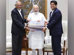 
      
      PM Modi encourages motorcyclists to visit Kutch
      
      
