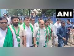 
      
      BJD workers hold protest in Odisha's Sambalpur over Balasore 
      
      