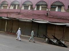 
      
      Traders held as tax protest shuts Pak-China border 
      
      