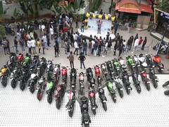 
      
      Vizag: Super bike community spreads awareness on wearing helmets
      
      