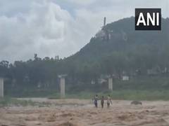
      
      Minor rescued from flooded river in Rajouri after joint Army Op
      
      