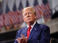 
      
      “Hulk Hogan was MAGA all the way”: Trump pays tribute
      
      