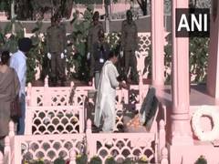 
      
      Kargil Vijay Diwas: Families of war heroes pay tribute
      
      