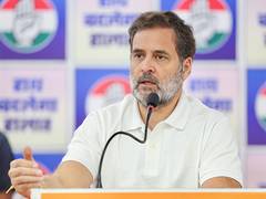 
      
      Rahul Gandhi extends heartfelt gratitude on CRPF Raising Day
      
      