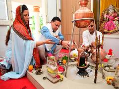 
      
      Uttarakhand CM Dhami and his wife pray to Lord Shiva
      
      