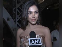 
      
      Shriya Pilgaonkar feels 