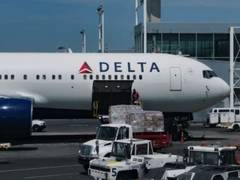
      
      US: Delta Airlines pilot held on child sex abuse charges
      
      