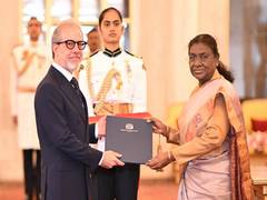 
      
      Envoys of four nations present credentials to President Murmu
      
      