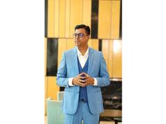 
      
      Riser Club Retreat in Bangalore Transforms Corporate Mid-Career 
      
      