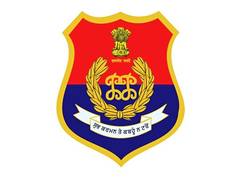 
      
      Five held with six pistols in Amritsar
      
      