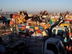 
      
      Pakistan renews Afghan deportation drive 
      
      