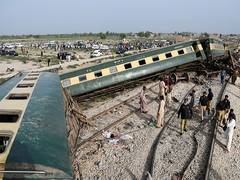 
      
      Pak: 29 injured as Islamabad Express derails near Kala Shah Kaku
      
      